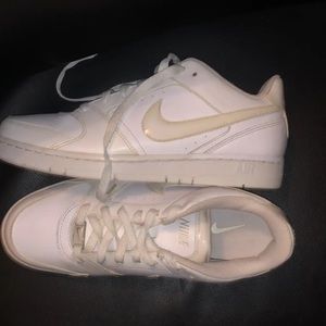 Nike AirForce 1’s women’s